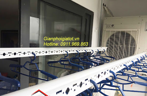 Lắp đặt giàn phơi KS 950 ở khu tập thể Hoàng Mai